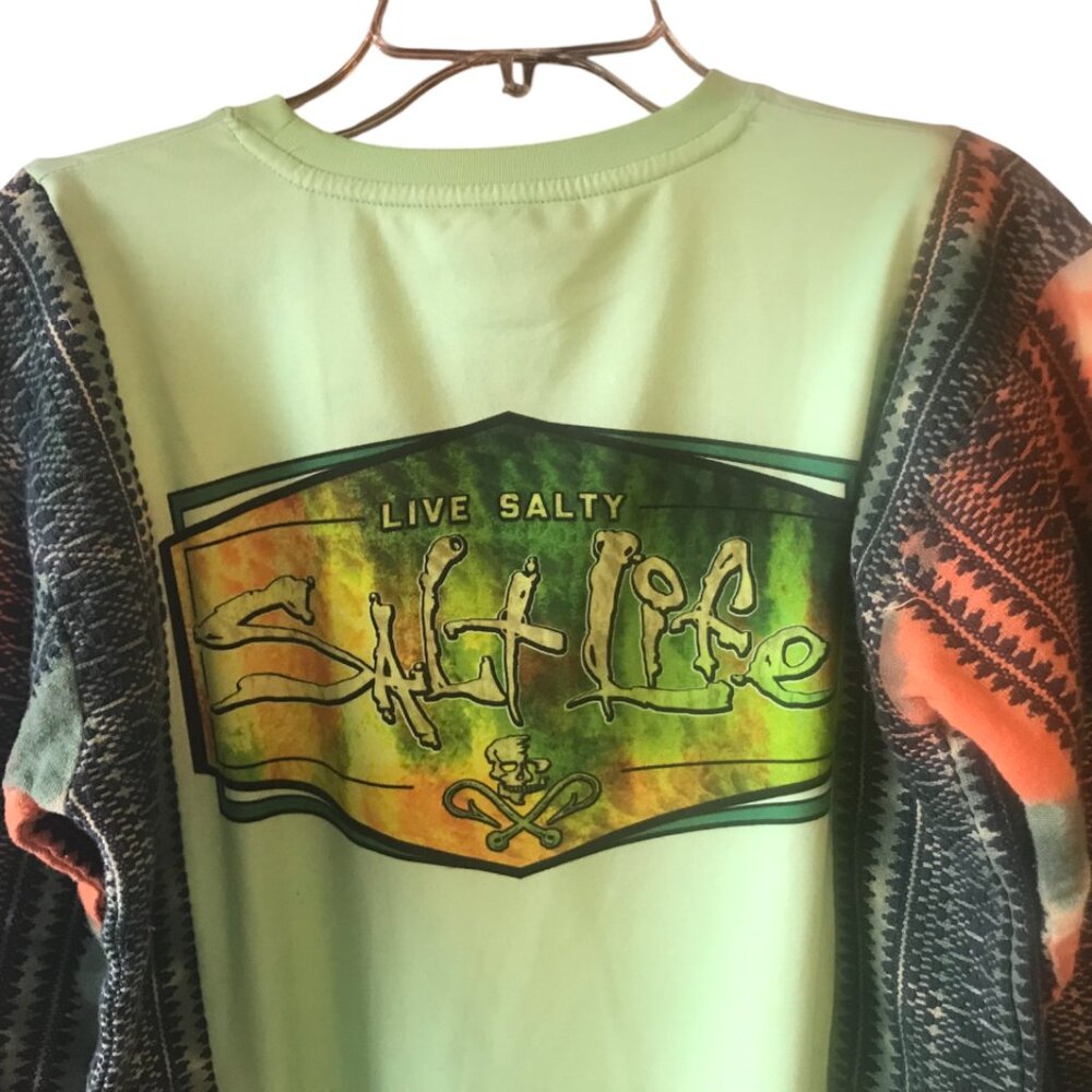 Reworked Beachy Tee Shirt, Upcycled Ocean Graphic Sweatshirt Size XS to Small - Picture 7 of 13